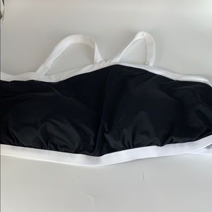 Bikini top separates